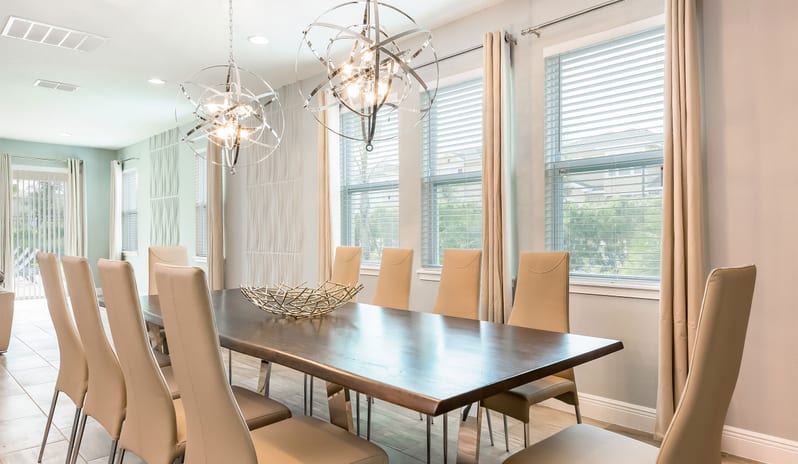 Encore Resort - Nine Bedroom Villa Dining area